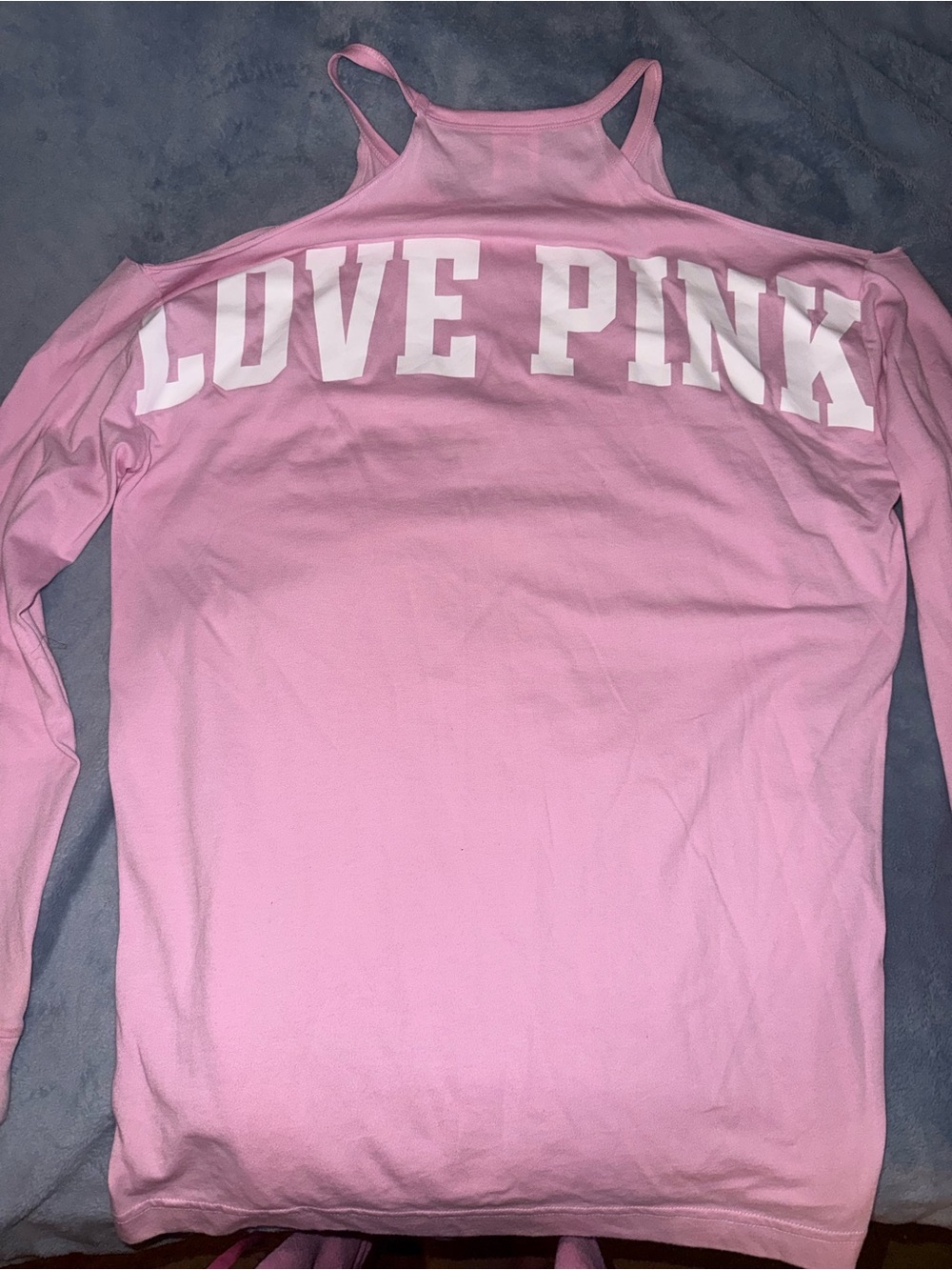 💗NWOT~VS PINK Lightweight Long Sleeve Cut Out Shoulder Tee